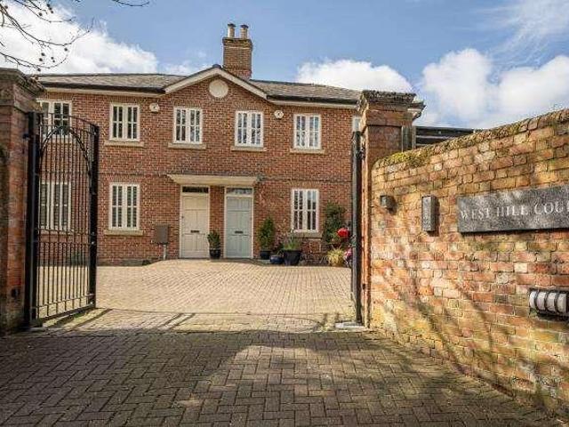 2 bed house for sale