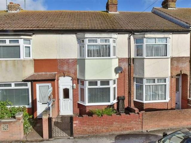 2 bed house for sale