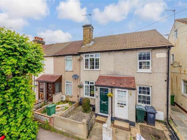 2 bed house for sale