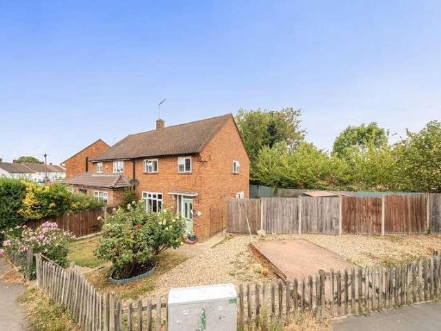 2 bed house for sale