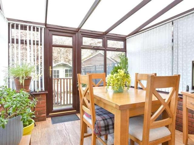 2 bed house for sale