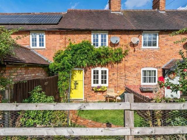2 bed house for sale