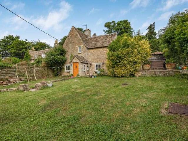 2 bed house for sale