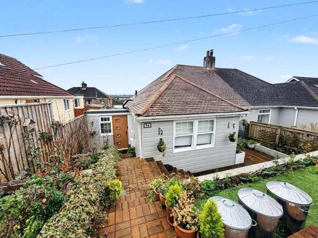 2 bed house for sale