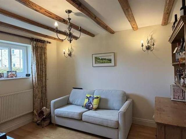 2 bed house for sale