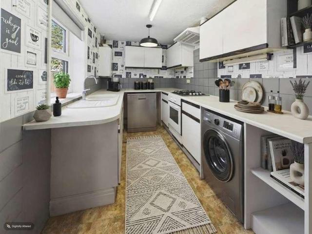 2 bed house for sale