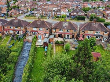 2 bed house for sale