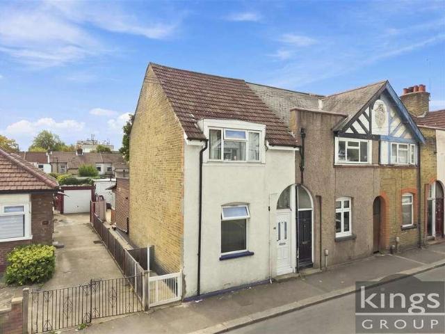 2 bed house for sale