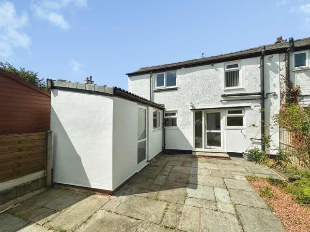 2 bed house for sale