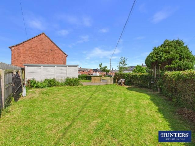 2 bed house for sale