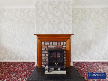 2 bed house for sale