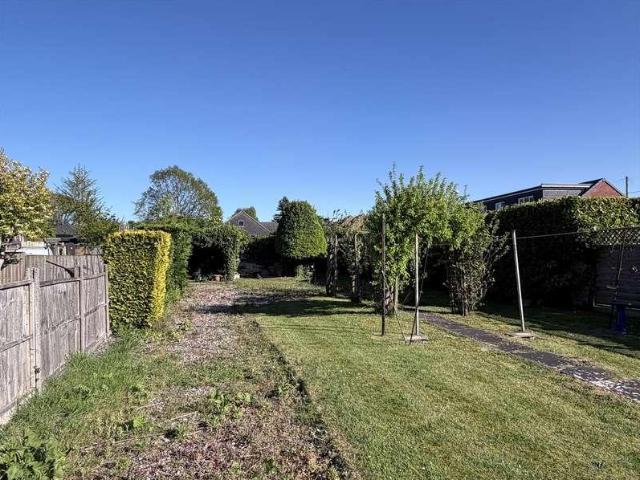 2 bed house for sale