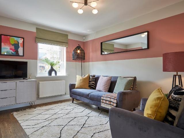 2 bed house for sale