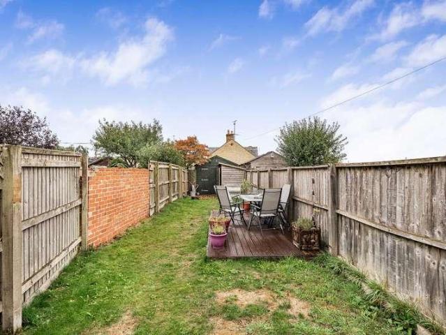 2 bed house for sale
