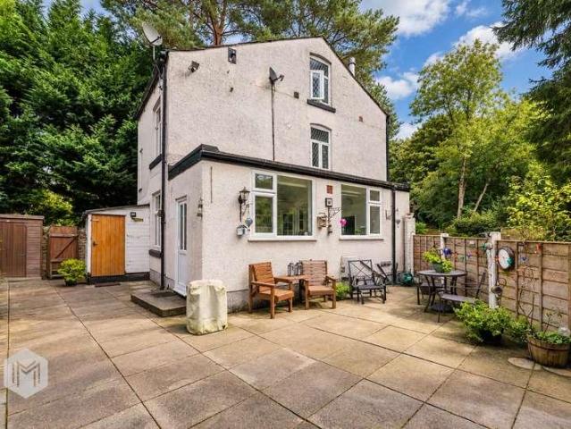2 bed house for sale