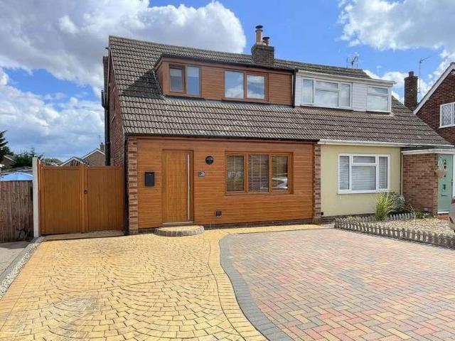 2 bed house for sale