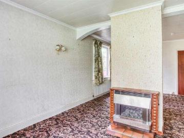 2 bed house for sale