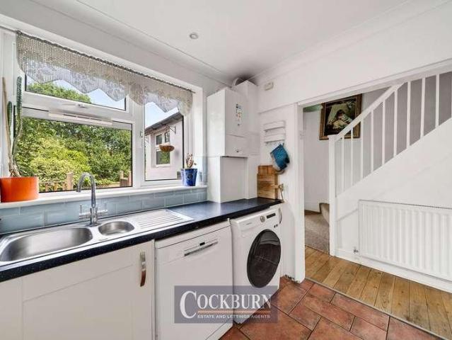 2 bed house for sale
