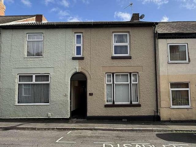 2 bed house for sale