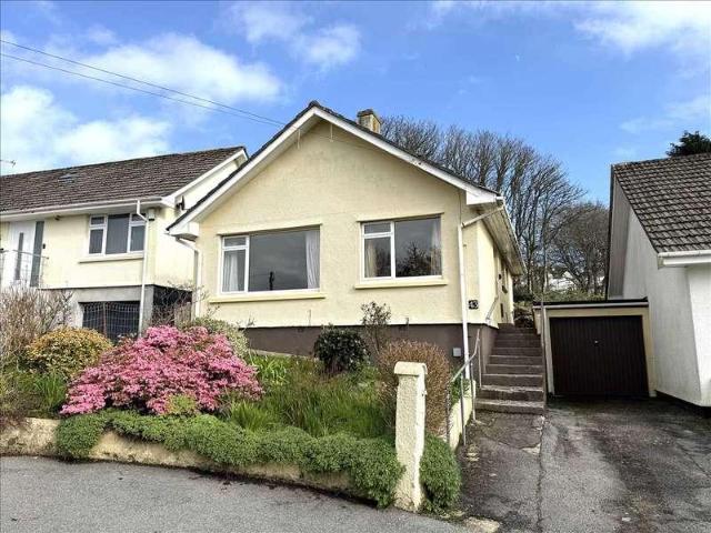2 bed house for sale
