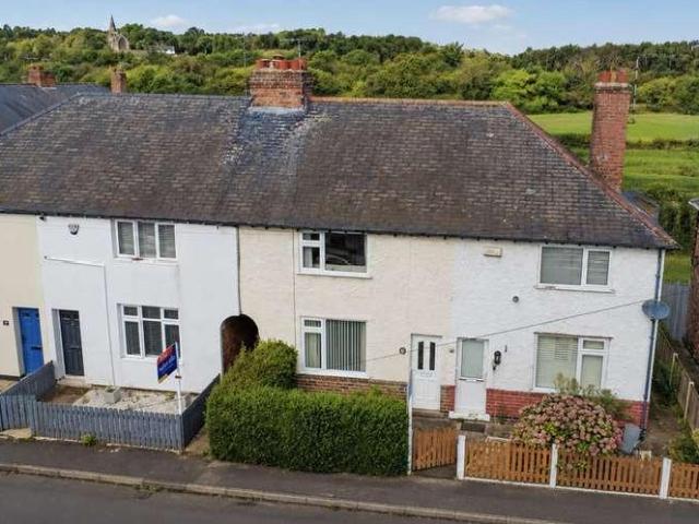 2 bed house for sale