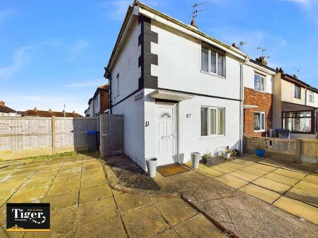2 bed house for sale
