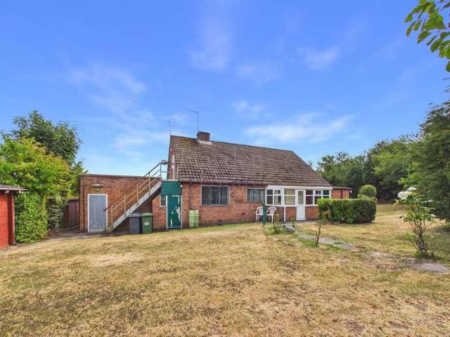 2 bed house for sale