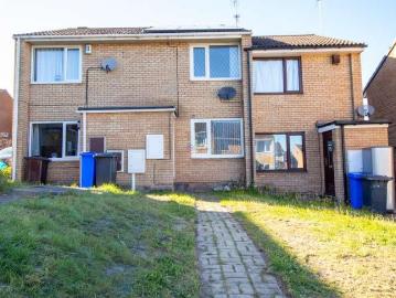 2 bed house for sale