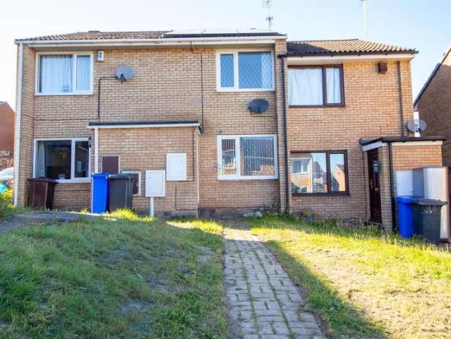 2 bed house for sale