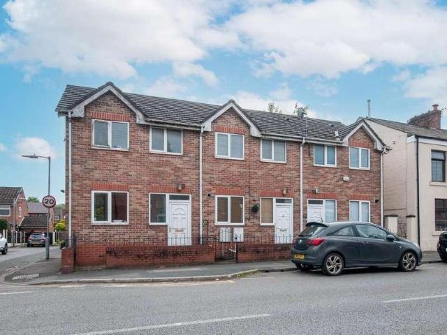 2 bed house for sale
