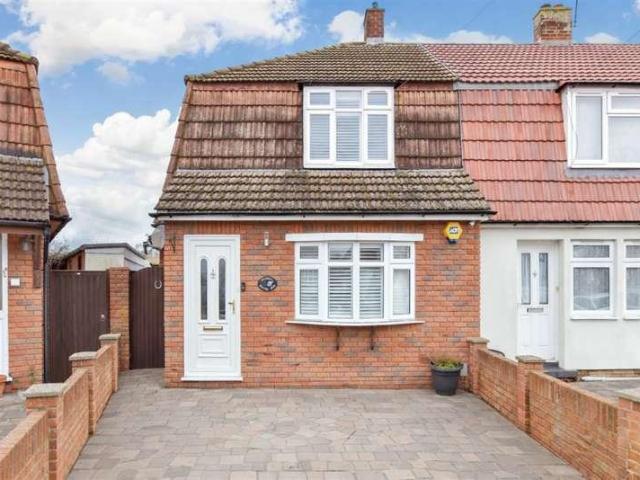 2 bed house for sale