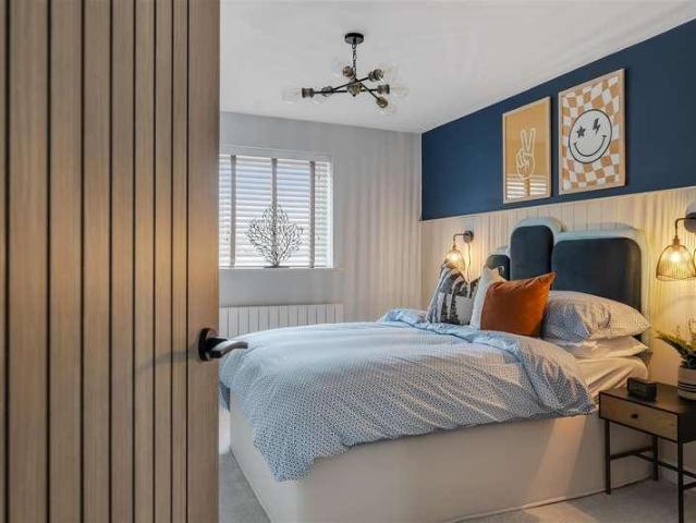 2 bed house for sale