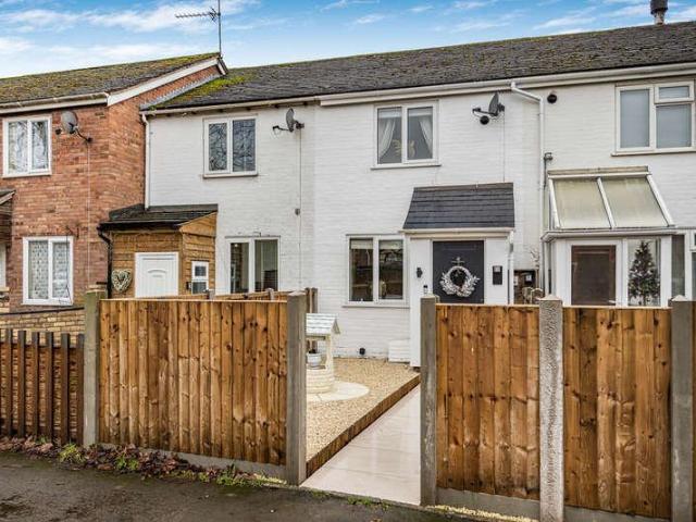 2 bed house for sale