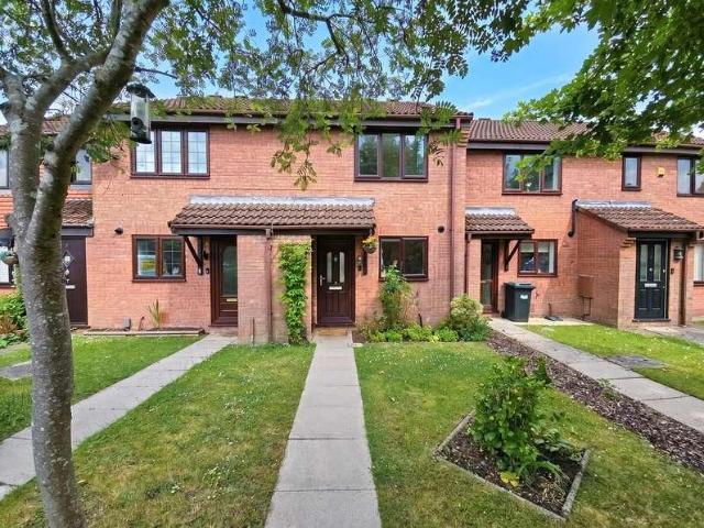 2 bed house for sale