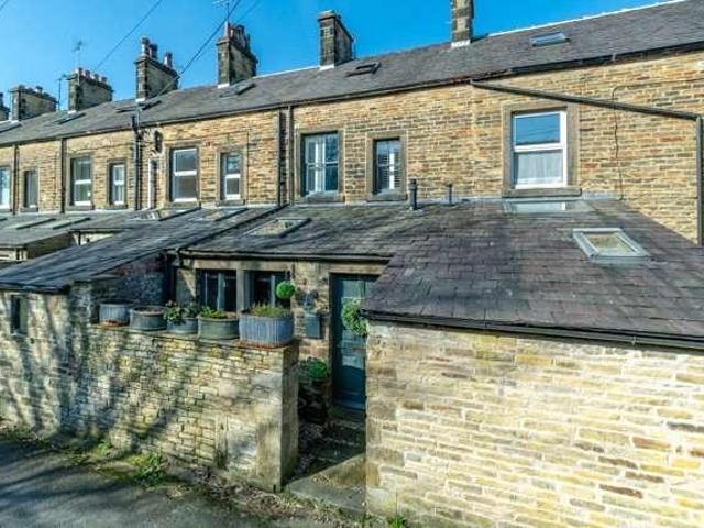 2 bed house for sale