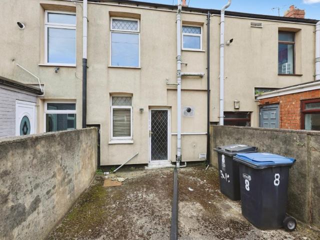 2 bed house for sale