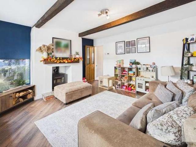 2 bed house for sale