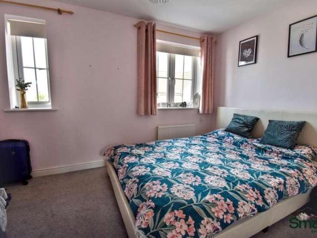 2 bed house for sale