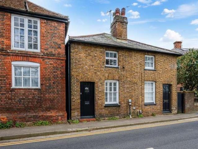 2 bed house for sale