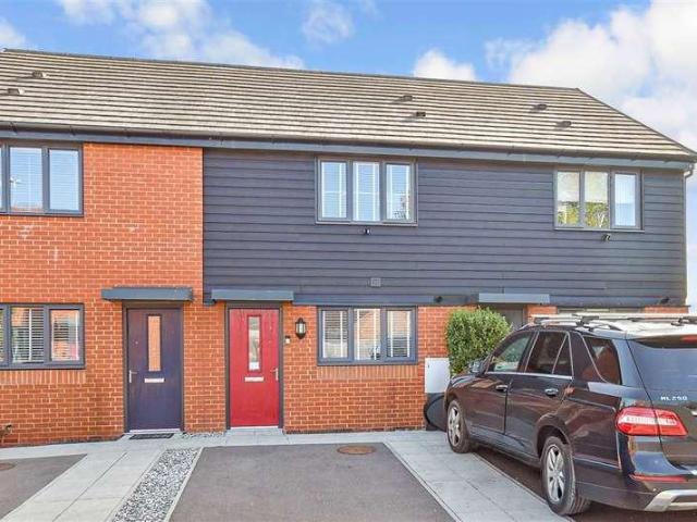 2 bed house for sale