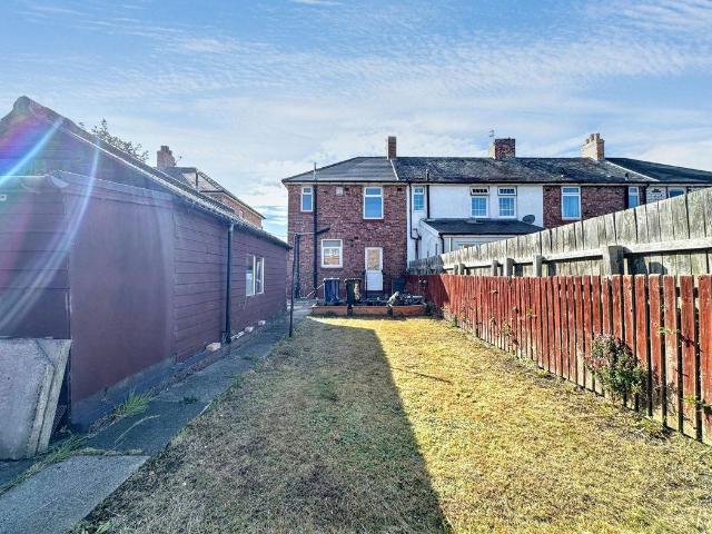 2 bed house for sale
