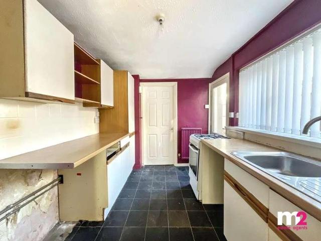 2 bed house for sale