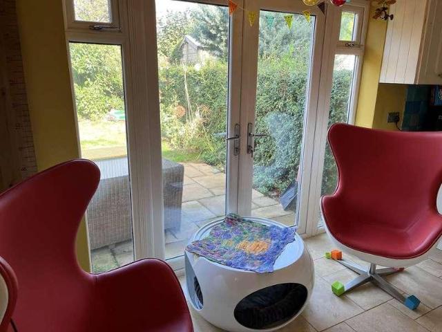 2 bed house for sale