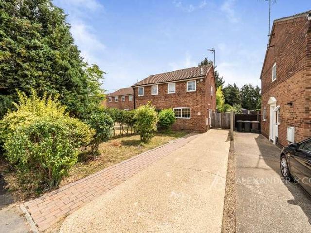 2 bed house for sale
