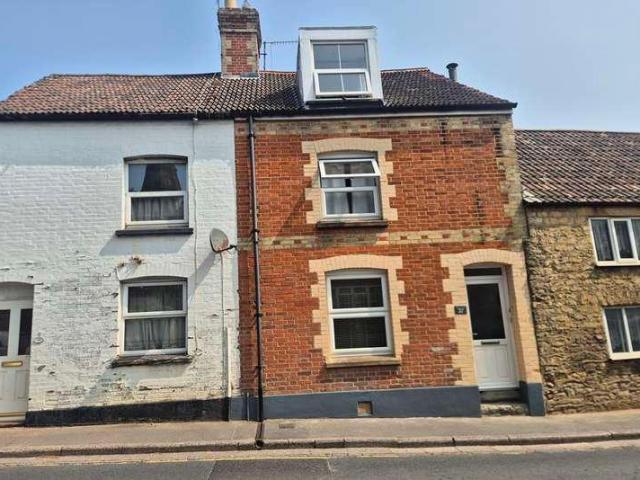 2 bed house for sale