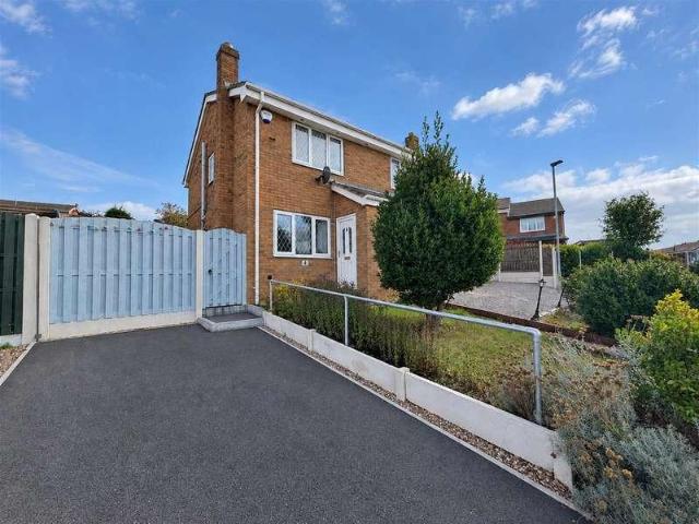 2 bed house for sale