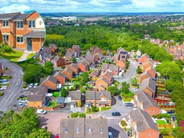 2 bed house for sale