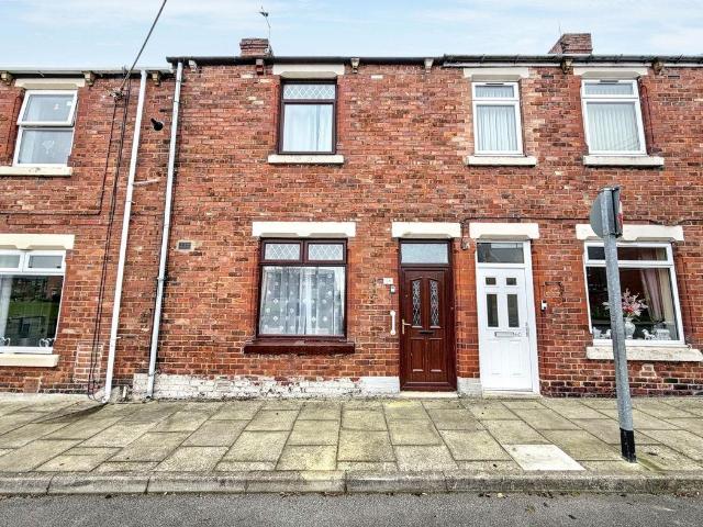 2 bed house for sale