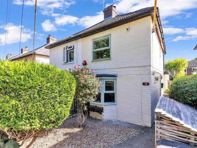 2 bed house for sale