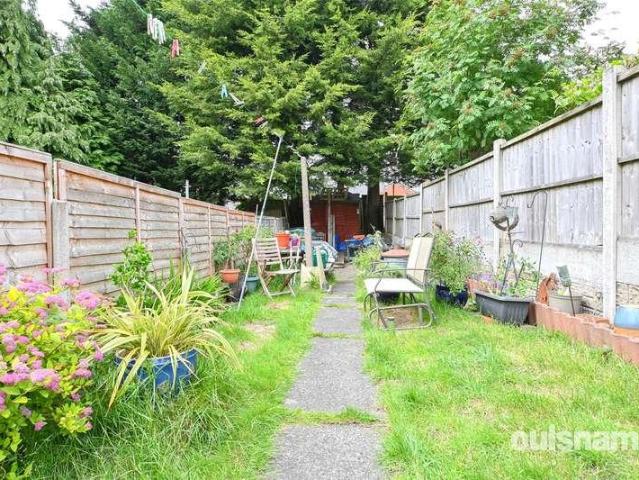 2 bed house for sale